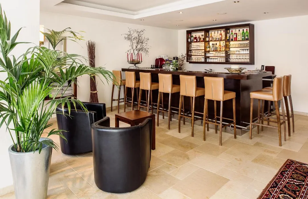 Hotel Regina-1