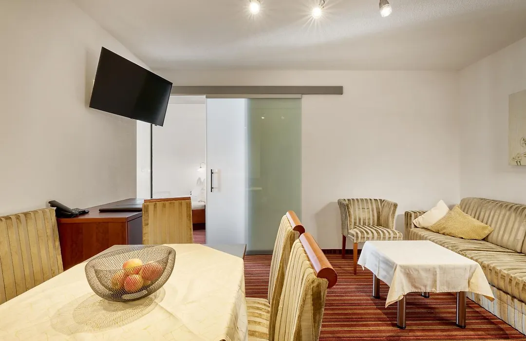 Aparthotel Philipp-1